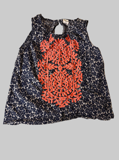 Girls size 10 Short sleeve summer top and shorts